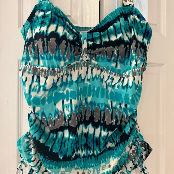 Avenue - bathing tankini - size 22 ; turquoise blue shades - Picture 2 of 8